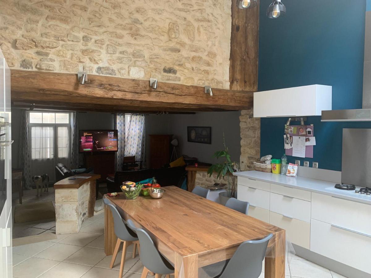 Вилла Les 5 Timbres Montpellier-de-Medillan Экстерьер фото