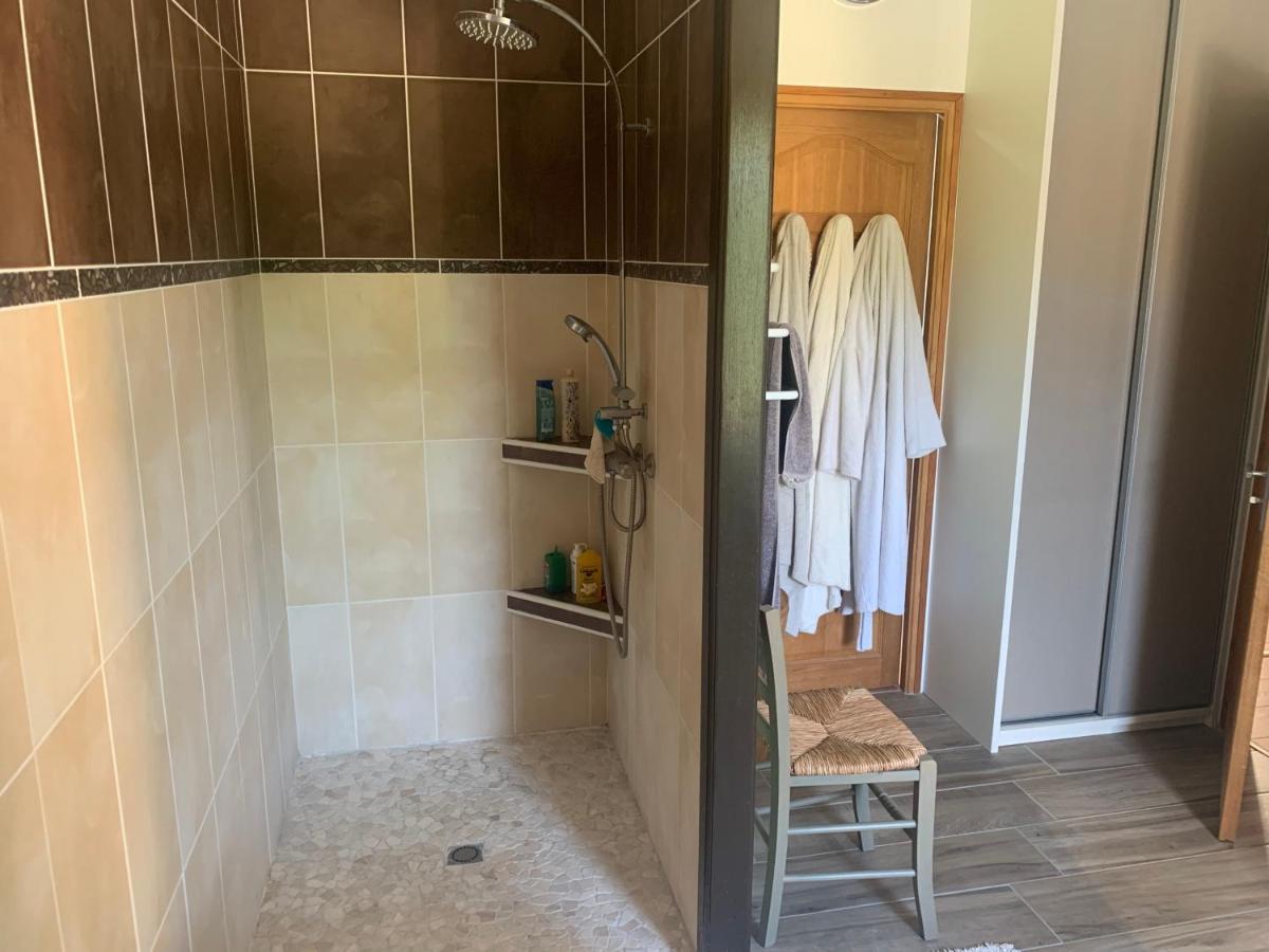 Вилла Les 5 Timbres Montpellier-de-Medillan Экстерьер фото
